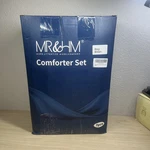 Mr&hm Satin Comforter King 7 Pieces - Luxurious Pinch Pleat Brown. Fixed Price $45.00.