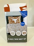 Texas Longhorns Microfiber 3 Piece Twin Sheet Set 100% Polyester - New. Fixed Price $45.00.