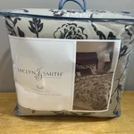 Jaclyn Smith Full Comforter Set Vtg Flocked Roses Black Tan 4 Piece New. Fixed Price $80.99.