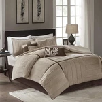 Madison Park Cozy Comforter Set Casual Blocks Design All Season Nwt. Fixed Price $49.00.