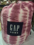 Gap Home Cozy Pink & White Sherpa Twin Siz Comforter 66 X 86 Sham 20 26. Fixed Price $61.74.