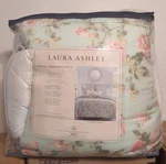 Laura Ashley Madelynn 7-PIECE Full/queen Complete Bed Set Comforter Pillow Shams. Fixed Price $199.95.