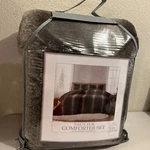 Morgan Home Fashion Faux Fur F/q Comforter Set 90X90 2SHAM-26X20 Cocoa Tippednew. Fixed Price $150.00.