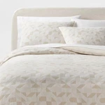 Full/queen Mod Geo Matelasse Duvet Cover And Sham Set Khaki/ivory - Threshold. Fixed Price $16.99.