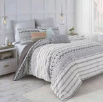 Under The Canopy Abstract Aztec 100% Organic Cotton Twin Xl Duvet Set+ Sham New. Fixed Price $74.00.