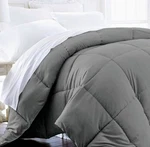 Beckham Hotel Collection Comforter Down Alternative Slat Gray King/cali. Fixed Price $39.00.