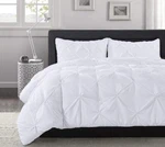 Hombys Bedding 3 Piece Comforter Set Queen Size Pinch Pleat Design W/pillows. Fixed Price $33.00.