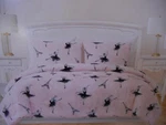 Nip Nicole Miller Home Kids Pink Eiffel Tower Ballerina 2 Pc Twin Comforter Set. Fixed Price $79.99.