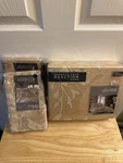 New Kenneth Cole Radiant Gold Floral Full/queen Duvet Cover Set 3PC. Fixed Price $112.79.