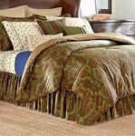 Ralph Lauren Chaps Vintage Beekman Jacobean Paisley Comforter- Size King. Fixed Price $124.95.