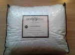 Hotel Style Full/queen Down Alternative Comforter 300 Thread Count. Fixed Price $115.00.