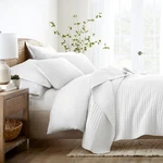 Stripes Floral And Diamonds Quilted Coverlet Set With Shams - Becky Cameron,. Fixed Price $70.70.