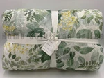 Pottery Barn Botanical Garden Percale Quilted Comforter Green Full Queen #U1090A. Fixed Price $174.99.