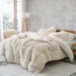 Alaskan Winters - Coma Inducer Oversized Comforter Arctic Wolf (full). Fixed Price $214.99.