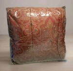 Brand New Ralph Lauren Abenhall Paisley Full/queen Comforter With Red Cording. Fixed Price $299.95.