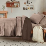 College Bedding Bundle, Reversible Comforter Set, Sheet And Pillows. Fixed Price $136.99.
