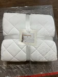Nwt Noble Excellence Villa Viola White Full/queen Comforter Set 3PC. Fixed Price $140.99.