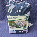 Your Zone Full Comforter Set Unicorn Stars Glow In The Dark 7-PIECE Sheets. Fixed Price $63.47.