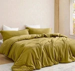 Love Thick Soothing Coma Inducer Oversized Queen Comforter Set Nwt. Fixed Price $100.00.