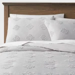 Threshold Tufted Comforter Set Solid Year-round Fabric. Fixed Price $23.79.