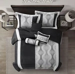 Stratford Park Edward 7-PIECE Bedding Comforter Set Black Silver King. Fixed Price $127.60.