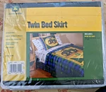 John Deere Twin Skirt Green Plaid Boys Bedding New Package. Fixed Price $5.88.