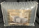 Royal Velvet King 3 Piece Damask Comforter Set Nwt Lustrous Steel Color. Fixed Price $75.00.