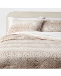 King Threshold Luxe Faux-fur Comforter & Sham Set Lightweight. Fixed Price $110.00.