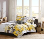 Zone Allison 4 Piece Microfiber Floral Bedding Comforter Sets Queen/king. Fixed Price $90.99.