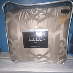 Nicole Miller Gate Queen Comforter Set Beige Geometric 4PC With Shams Bedskirt. Fixed Price $44.00.
