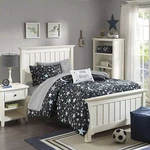 Mi Zone Kids Cozy Bag Comforter With Complete Sheet Set Fun And Playful Print. Fixed Price $29.99.