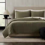Jeremiah Brent Home 3PC King Channel Rice Stitch Gauze Quilt Set Green. Fixed Price $43.99.