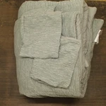 Oake Ripple Matelasse Textured 3-PIECE Comforter Green Full / Queen. Fixed Price $45.50.