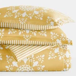 3 Piece Comforter Bedding. Fixed Price $55.82.
