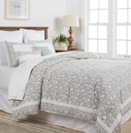 Threshold Green Floral Pattern 8-PIECE Queen Comforter Set Percale Cotton. Fixed Price $93.99.