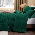 Chixpace Flannel Fleece Comforter Set - Furry Green FULL(82"X86"),. Fixed Price $81.82.