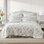 Laura Ashley Twin Quilt Set Reversible Floral Cotton Bedding With Matching Sham. Fixed Price $80.80.