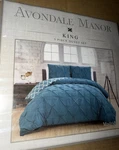 Avondale Manor 3-PIECE Madrid Duvet Set King Size- New Package. Fixed Price $23.20.