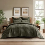Recyco Velvet Quilt Set Full Queen 88X92 3PC Channel Stitch Bedding New. Fixed Price $59.99.