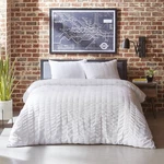 City Scene Orleans Seersucker White 3 Piece Duvet Cover Set-full/queen. Fixed Price $69.99.