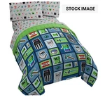 Jay Franco Minecraft Monster Hunters 5 Piece Full Bed Set -reversible Comforter. Fixed Price $69.99.