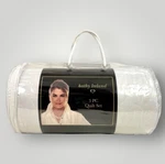Kathy Ireland White Quilt Bedding Set Includes 2 Shams & Comforter Queen!. Fixed Price $34.95.