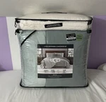 Ugg Brody Full Queen 5 Piece Reversible Comforter Shams Throw Pillow Set- Green. Fixed Price $250.00.