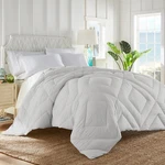 Tommy Bahama Comforter, Ultra Soft, Down Alternative, Hypoallergenic, Easy Care. Fixed Price $100.84.