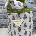 Vera Bradley 3-PIECE Printed Microfiber Lightweight Comforter Set, King. Fixed Price $105.00.