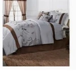 Highgate Manor Lisbeth 7-PIECE Comforter And Coverlet Set Queen. Fixed Price $129.95.