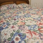 Vtg Springmaid Magic Symphony King Flat Sheet & 2 Pillow Cases Floral. Fixed Price $31.50.
