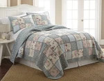 Chezmoi Collection Abbi Shabby Chic Floral Pre-washed Cotton Patchwork Quilt Set. Fixed Price $97.99.