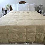 The Company Store Blanket Comforter King Primaloft Down Alternative Satin Trim. Fixed Price $109.22.