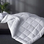 Moonsea Down Alternative Comforter Duvet Insert Queen Size White, Bla. Fixed Price $35.21.